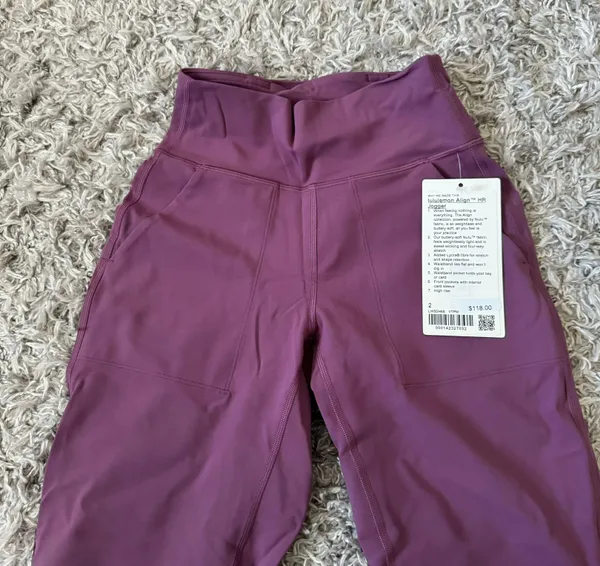 Lululemon Align High Rise Joggers - Image 4