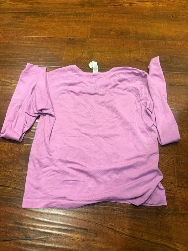 Lululemon Long Sleeve Swiftly Tech - Image 2