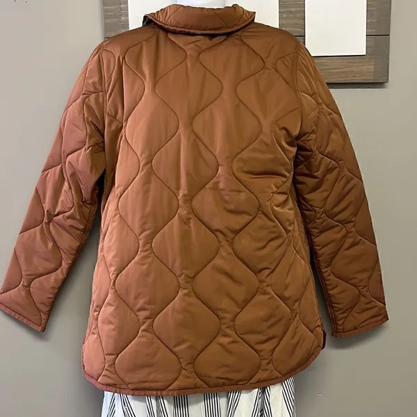 Isaac Mizrahi Quilted Barn Cognac Jacket- Small - Image 10