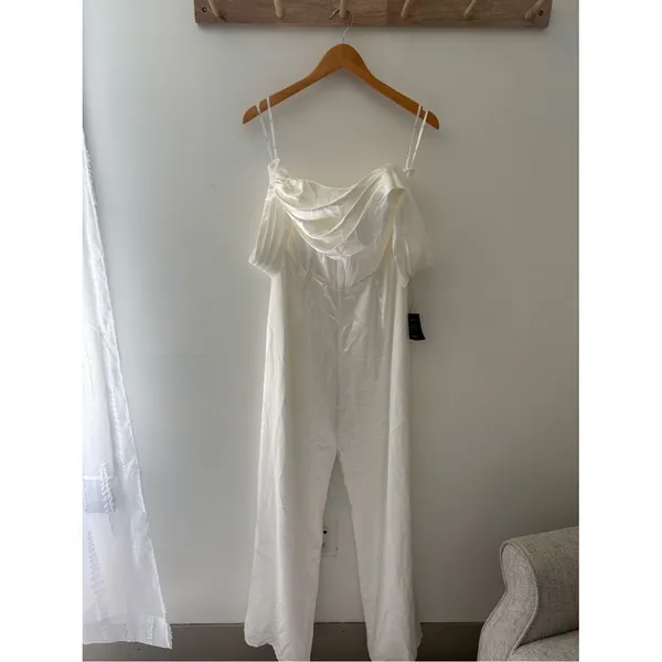 Lulus Unbelievable Aura White Satin Off-the-Shoulder Jumpsuit Size Large Bridal - Image 4