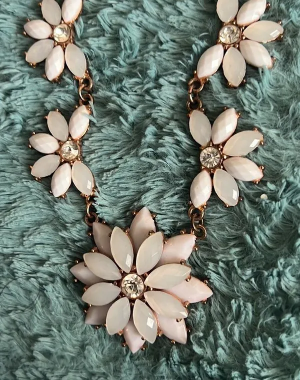 Statement Necklace and Earring Set White with Faux Diamonds Gold Tone - Image 3