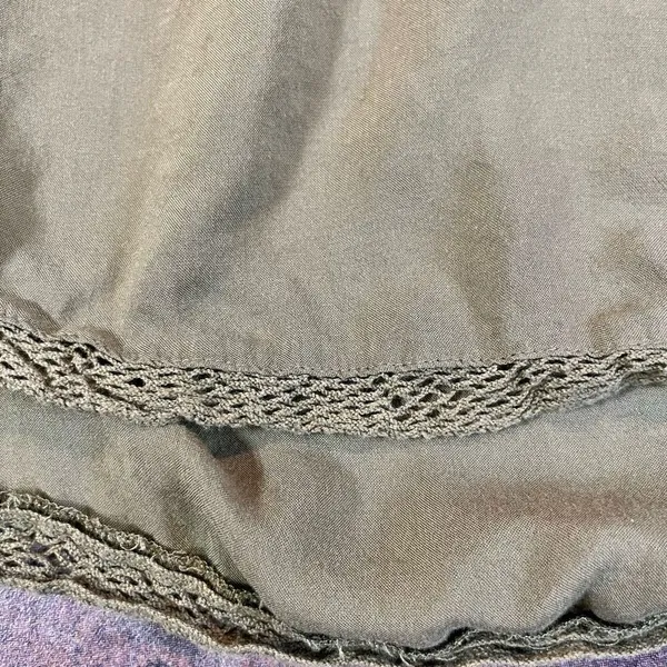 Ann Taylor LOFT Army Green Babydoll Pleated Blouse Medium - Image 7