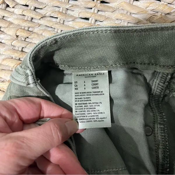 American Eagle‎ Jeans Olive Green High Rise Distressed Women Size 6 Petite - Image 8
