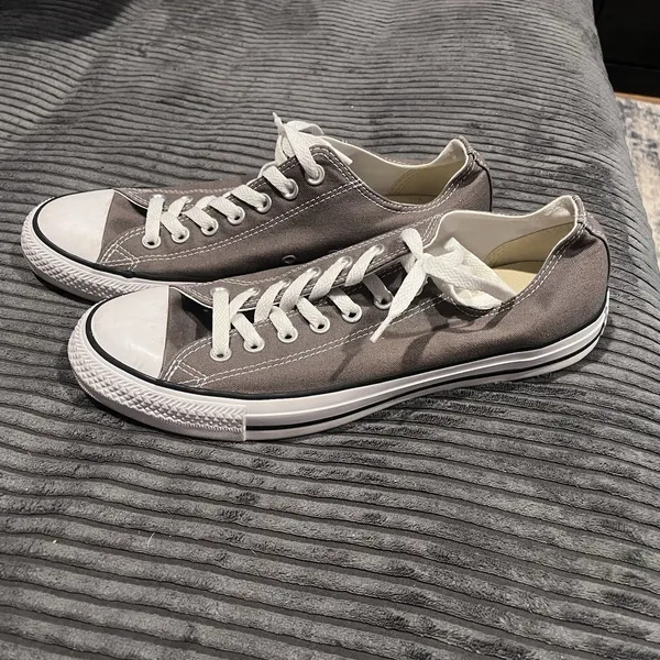 EUC Size 9 Mens Woman Size 11- Converse Chuck Taylor All Star High Line OX Gray - Image 5
