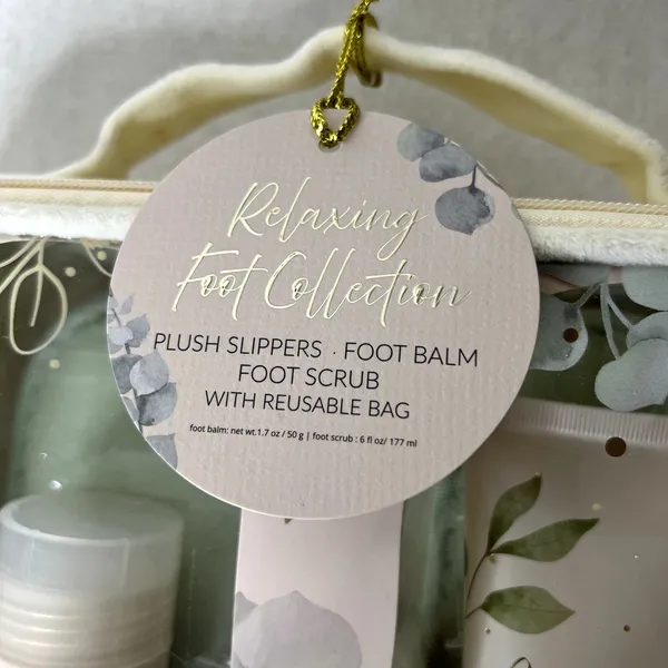 Enchante Accessories Slippers Foot Balm Scrub Bag Gift Set - Image 3
