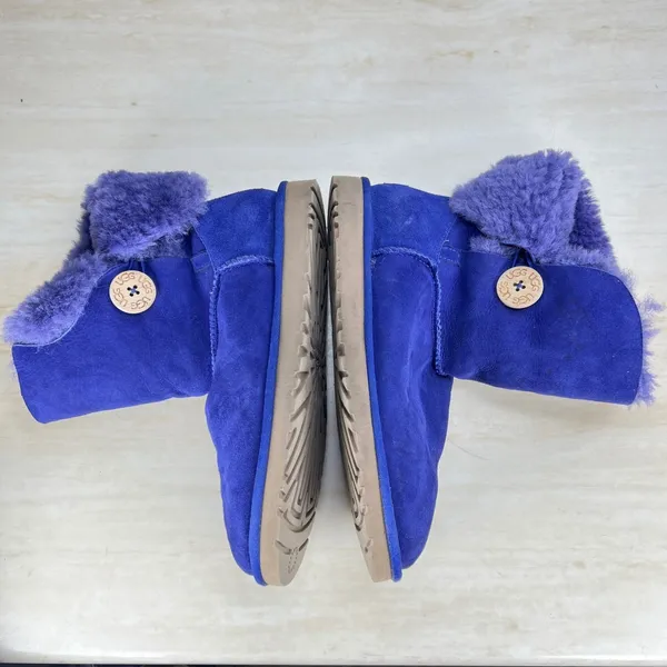 UGG Australia Bailey Button Blue Suede Sheepskin Boots 5803 Womens 8 - Image 11