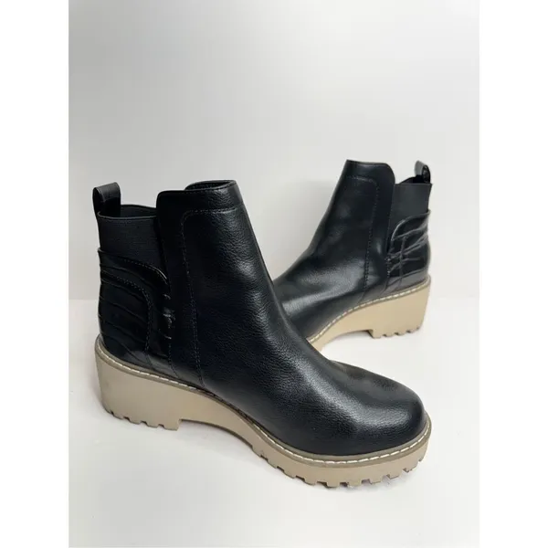 Dolce Vita Booties Size 8 Black‎ Womens Wedge Lug Chelsea Pull On - Image 9