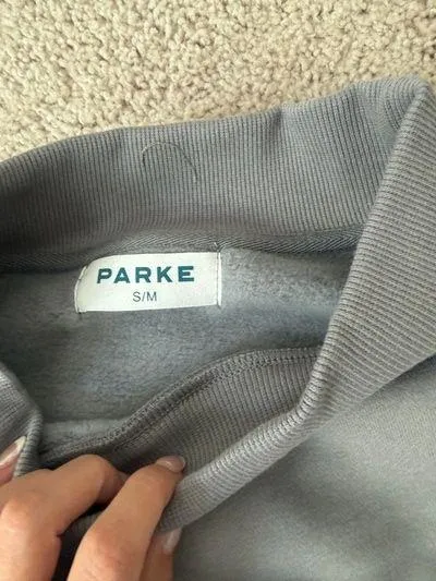Parke monotone slate grey mockneck sweatshirt NWOT - Image 3