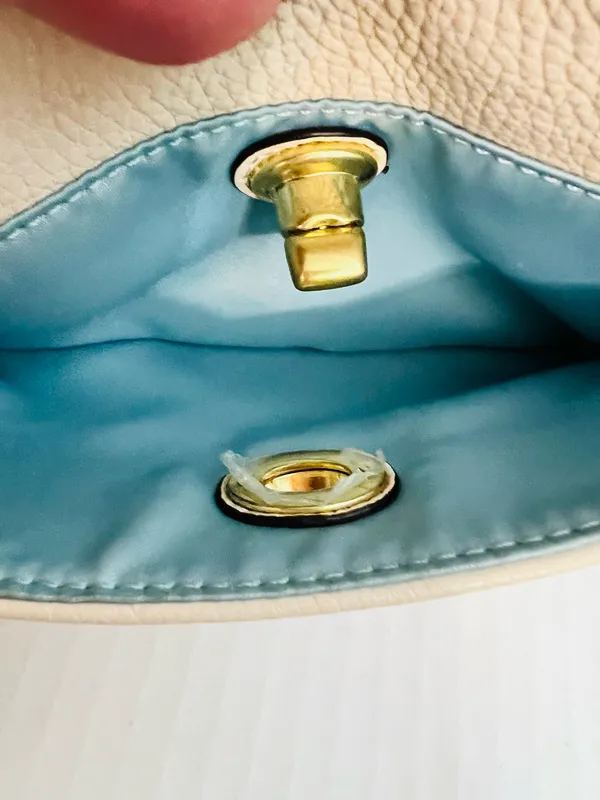 Coach Park Leather Beige Wristlet Clutch with Gold Accents F49472 - Image 7