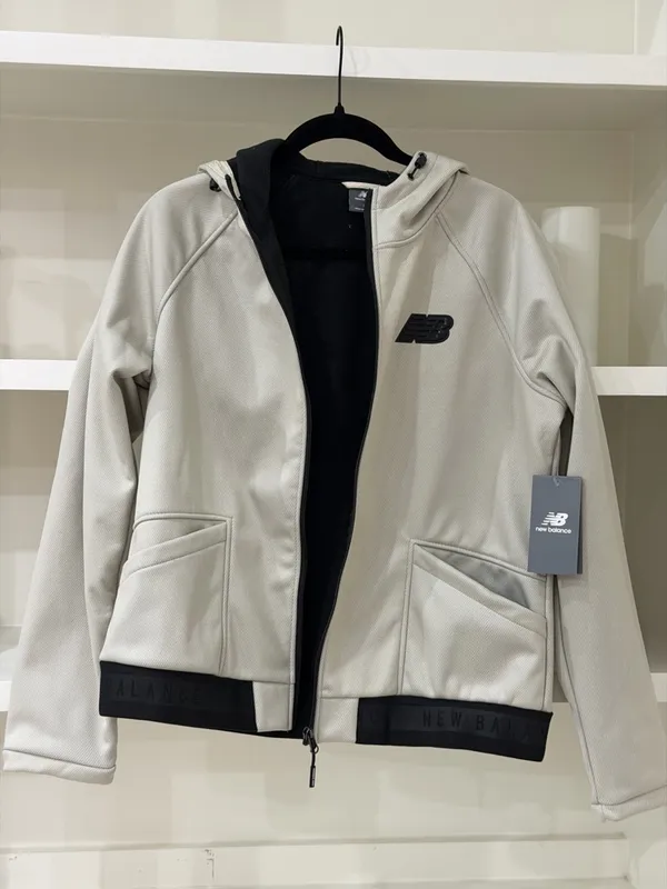New Balance Women’s Cream Hooded Zip Jacket - Image 2