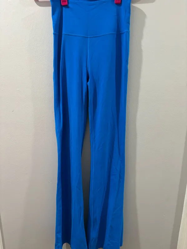 Lululemon Leggings Flare - Image 3