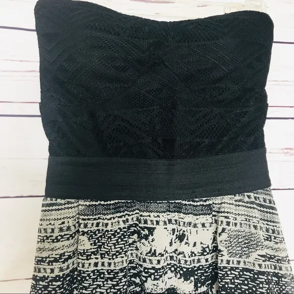 Black & White Aztec Tribal Pattern Strapless High Low Dress Size Medium - Image 2