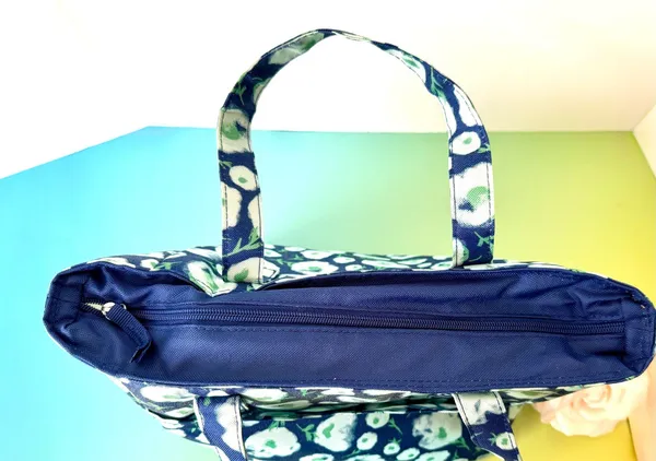 Floral Lunch Tote Blue - Image 3