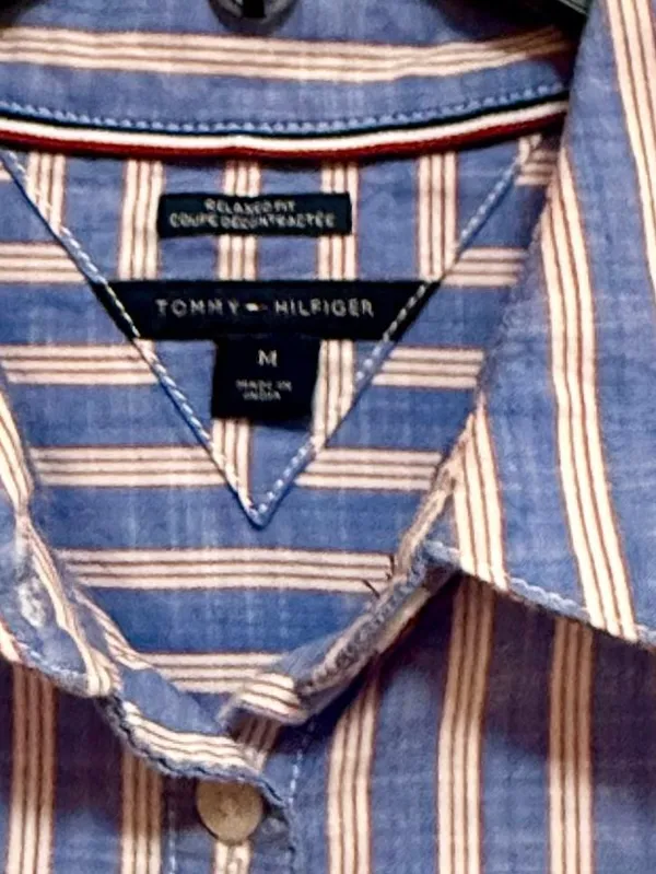 Tommy Hilfiger Women's Relaxed Fit Striped Short Sleeve Button-Down Shirt - Image 7