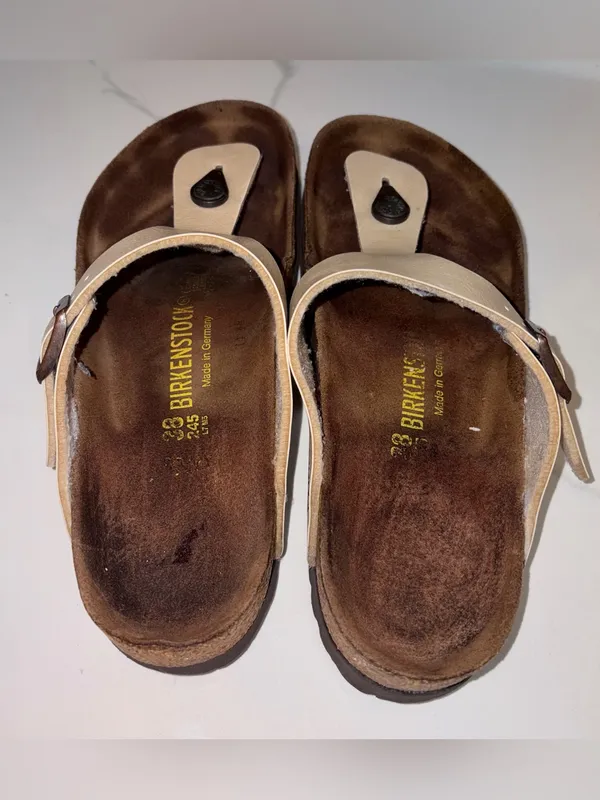 Birkenstock Gizeh Pearl White Size 38 - Image 4