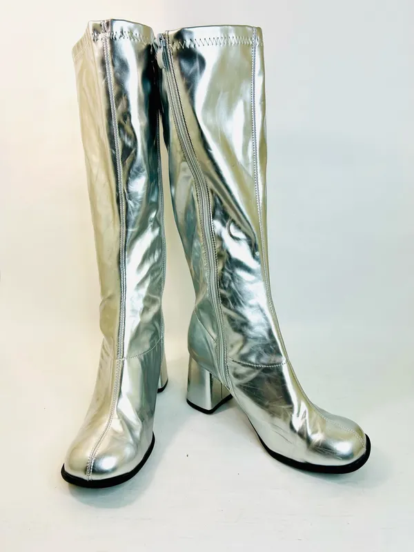 Rubies Women’s Costume Silver Patent GoGo Boots Silver Polyurethane size 10 - Image 3