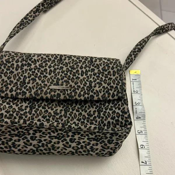 Bag Chic Leopard Print Crossbody Bag St. John’s Bay - Image 7