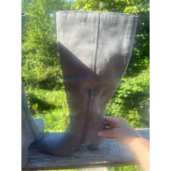 Metaphor Camille Gary Faux Suede Heeled Boots Sz 6.5 - Image 5