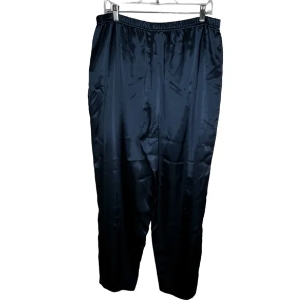 Victoria's Secret Pajama Pants‎ - Image 4