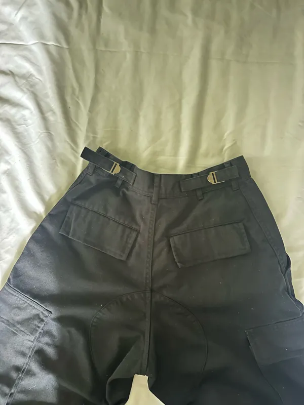 Brandy Melville Cargo Pants Black - Image 4