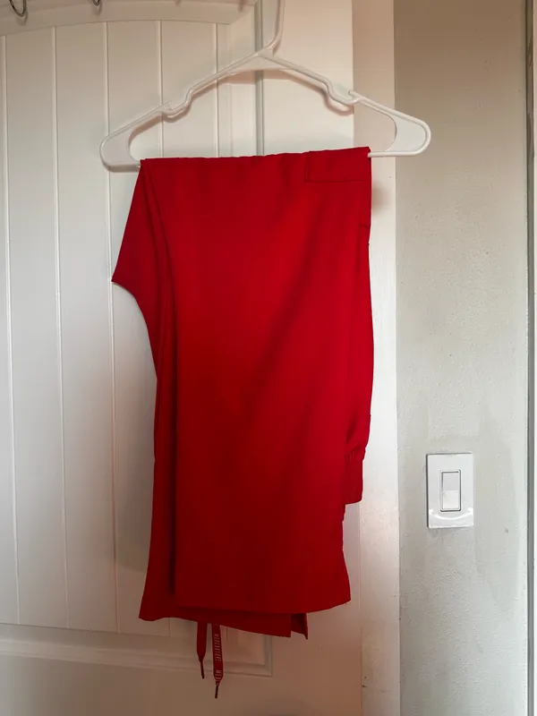 MedCouture Scrubs - Image 4