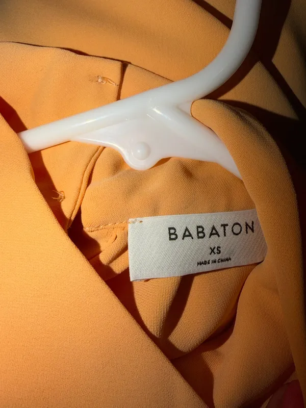 Aritzia Babaton Halter Blouse - Image 4