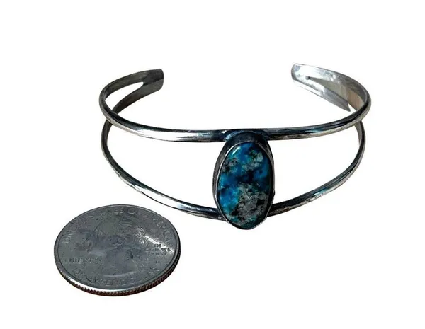 Vintage Sterling Silver and Turquoise Cuff Bracelet, Delicate Turquoise Cuff - Image 4