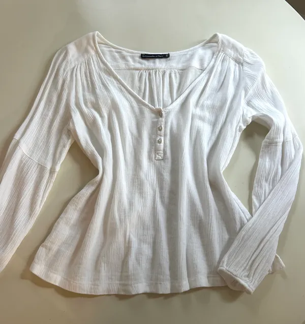 Abercrombie White Blouse - Image 4