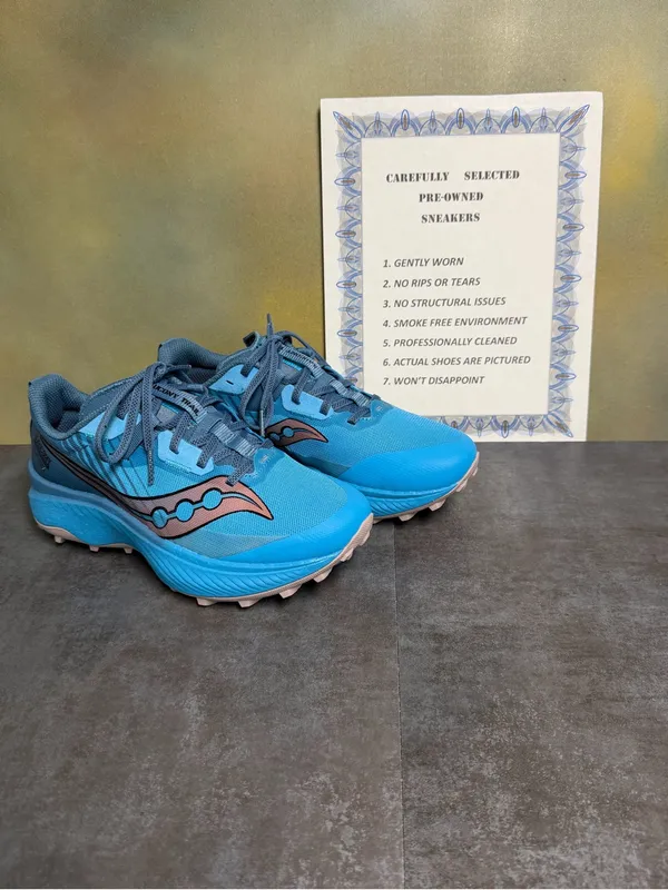 Saucony Endorphin Edge Cushioned Women's Blue Trail Running Shoes Size 7.5 - Image 2