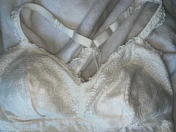 White Bralette Size XL - Image 2
