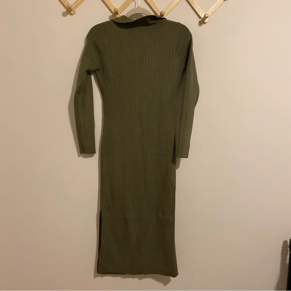 Vici Olive Green Knit Sweater Midi Dress size Small - Image 6