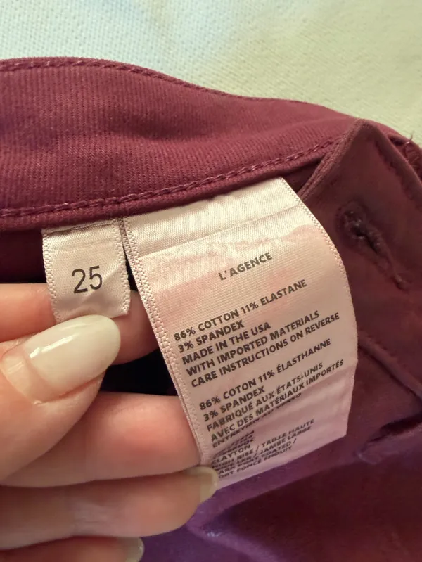 L’AGENCE Kendra Coated Flare Jeans Burgundy Syrah Size 25 Excellent condition - Image 3