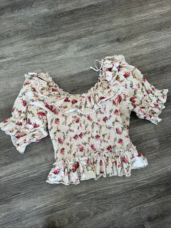 Free People favorite girl ruffle front smocked floral crop top cream medium - Image 11