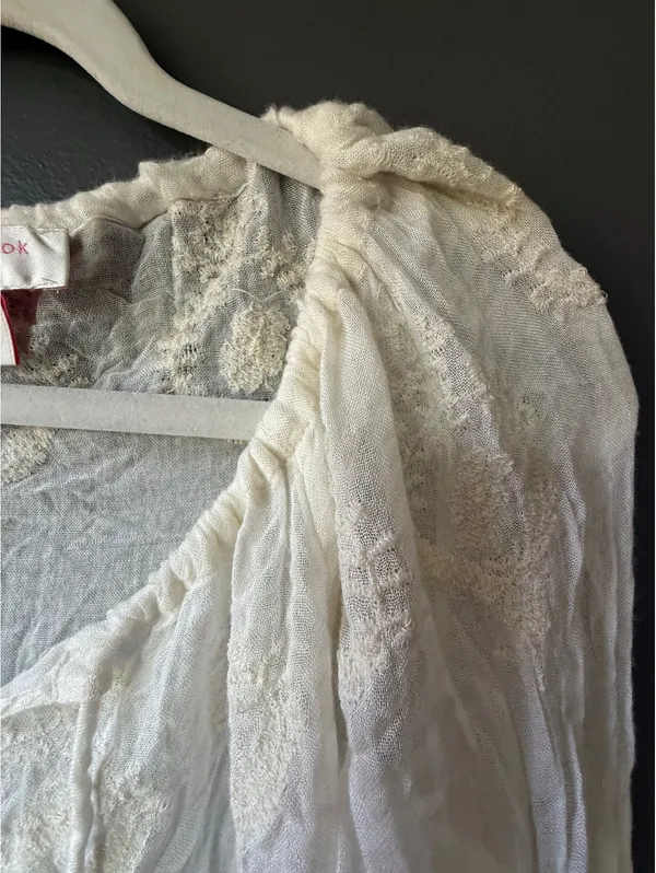 Gharani Strok White Embroidered Sheer Long Sleeve Blouse Size Small - Image 5