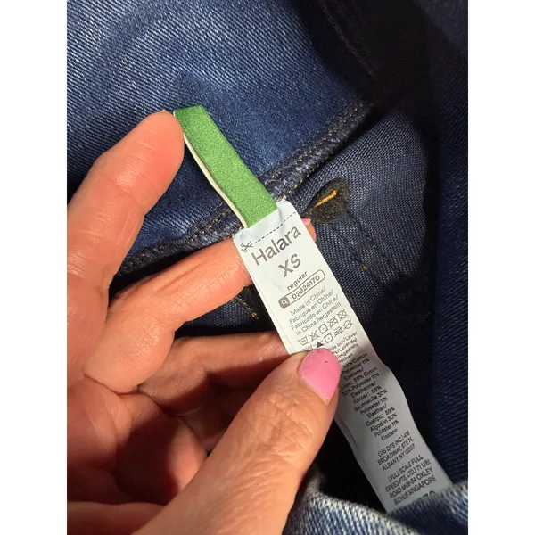 Halara Flex Crossover Waist High Rise Flare Jeans NWOT XS Reg - Image 5