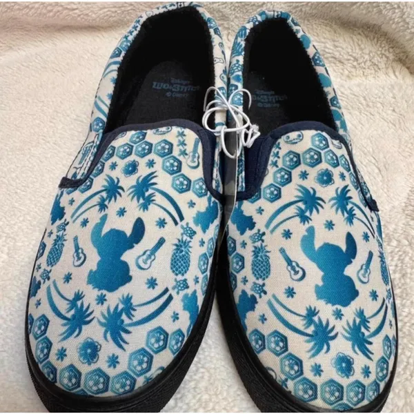Disney Stitch Tropical Canvas Slip On Shoes NWT Women’s 8 - Image 2