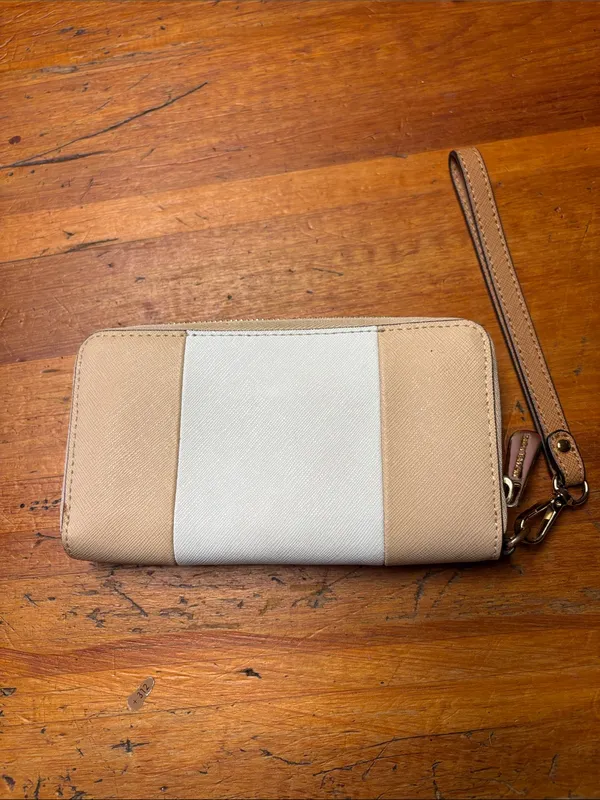 Michael Kors Beige and Cream Zip-Around Wristlet Wallet - Image 2