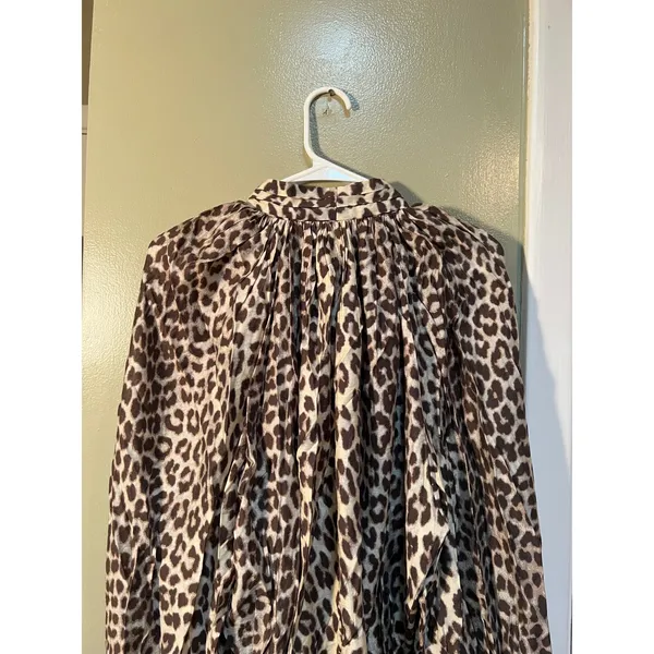 H&M Women's Size Medium Tie-Neck Blouse Light Beige Leopard Print Long Sleeve - Image 8