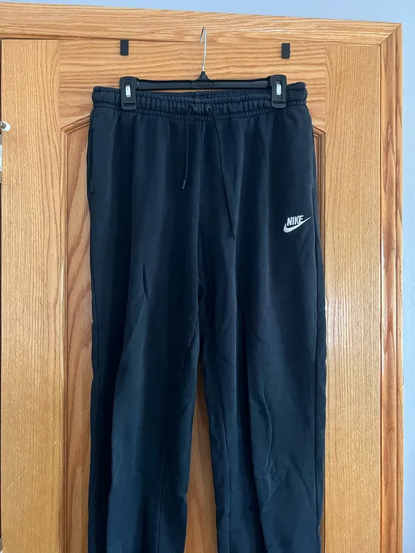 Nike Black Women's Sportswear Club Fleece Mid-Rise Oversized Sweatpants - Image 2