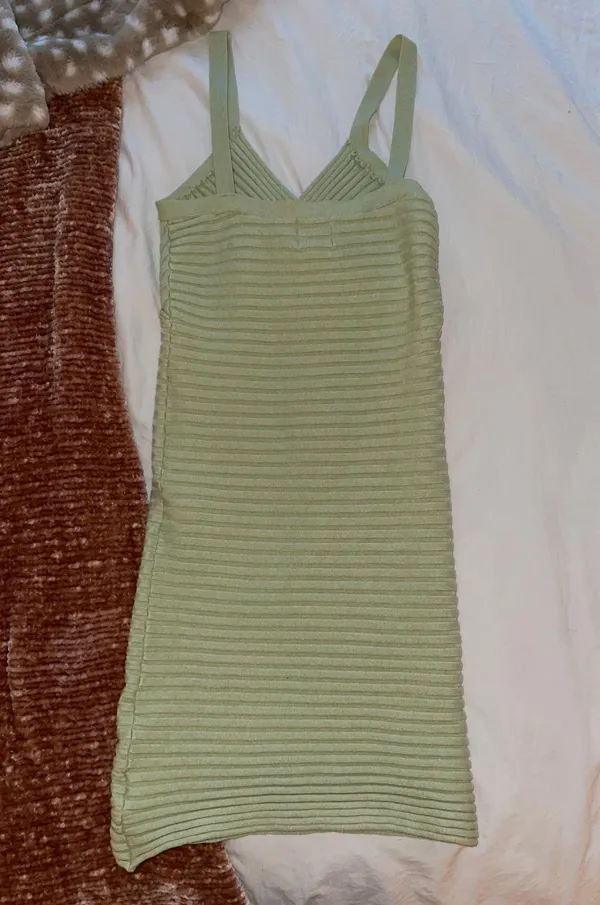 Princess Polly Green Body on Dress - Image 3