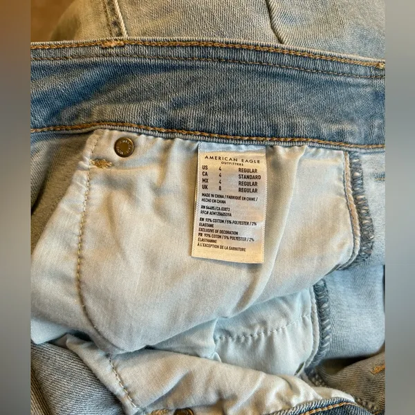 American Eagle Outfitters Light Blue Denim Button-Front Mini Skirt - Image 4