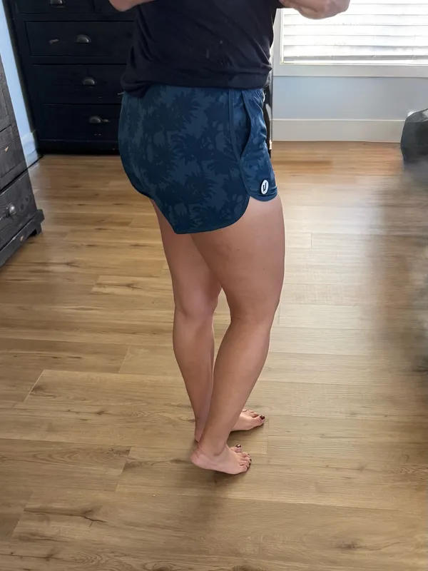 Vuori Shorts Women’s - Image 2