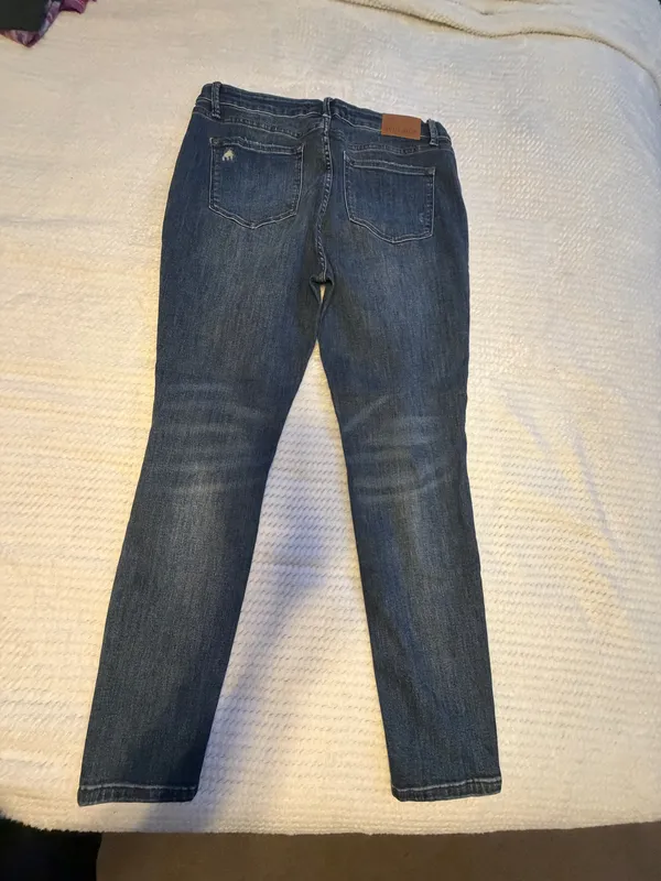 Judy Blue Jeans - Image 2