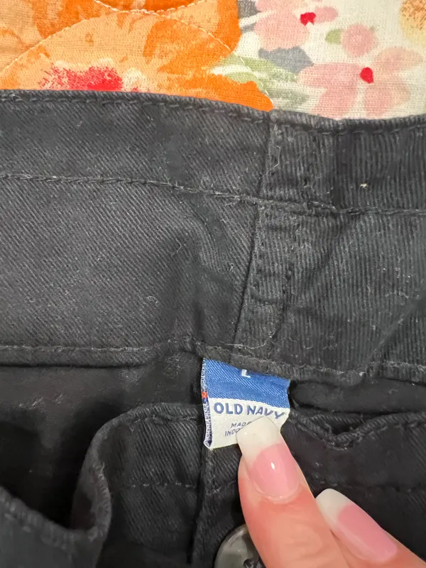 Old Navy Pants - Image 2
