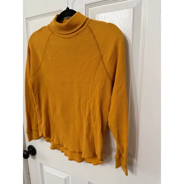 Everlane‎ Organic Cotton Waffle Knit Turtleneck Mustard Yellow Raglan Top Medium - Image 3