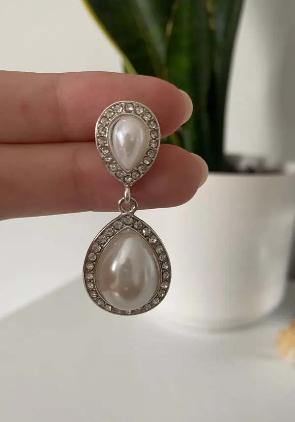 Dangle Pearl Earrings Silver - Image 6