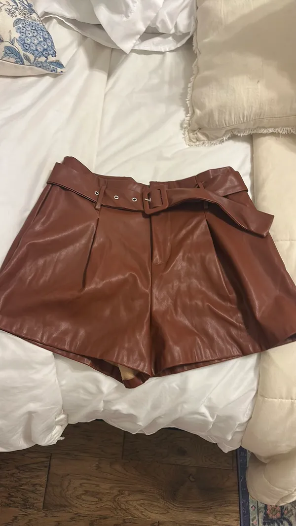 DO+BE leather shorts - Image 2