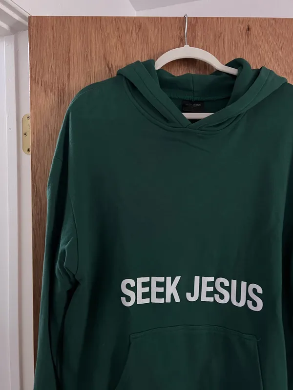 Seek Jesus forest green hoodie - Image 4