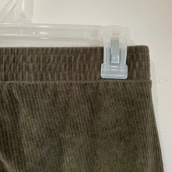 Aerie Groove ON Velour High Waisted Flare Pant Pull ON Ribbed Army‎ Green Size S - Image 4