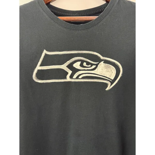 Women’s Nike XXL Black Seahawks Short Sleeve Shirt - Image 2